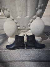 Leather Ankle Boots black