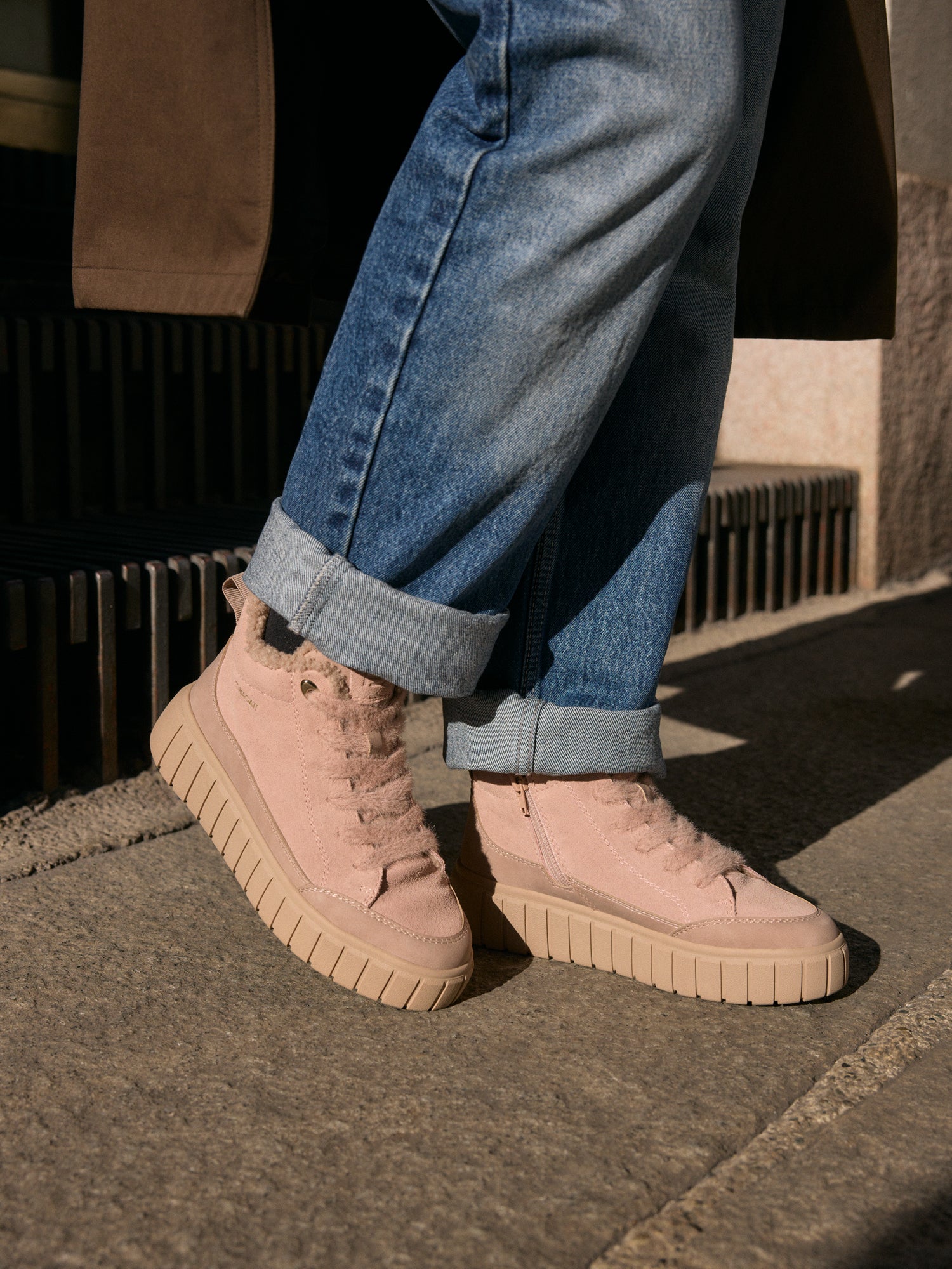 Leder Schnürstiefel rosa