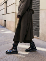 Lace-up Boots black