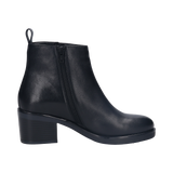 Leather Ankle Boots black