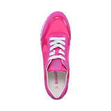 Sneakers pink