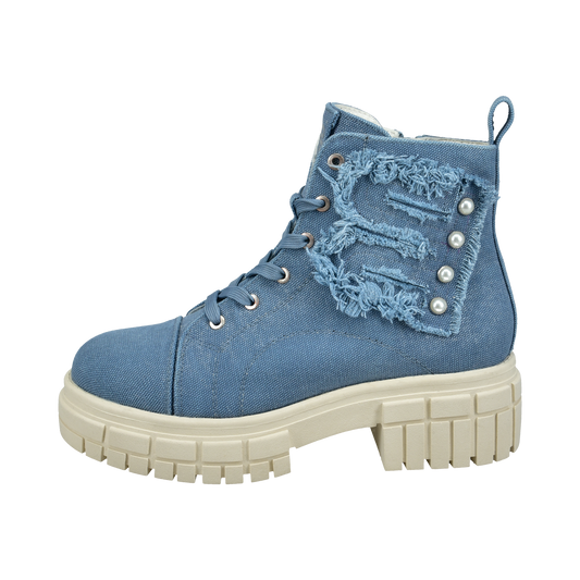 Boot blue