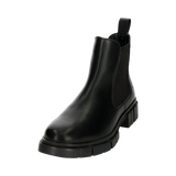 Leather Chelsea Boots black